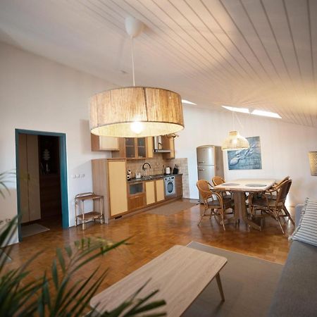 Modra Luna- Apartment With Terrace Izola Buitenkant foto